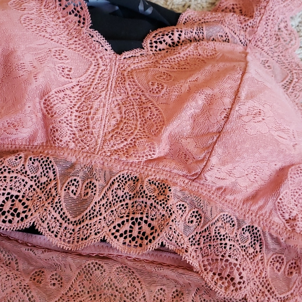 Lace Bralette Racerback. - Picture 4 of 4